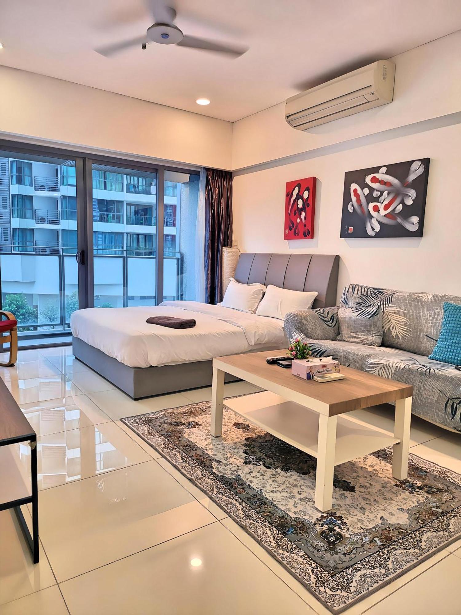 Summer Klcc By Regal Homes *